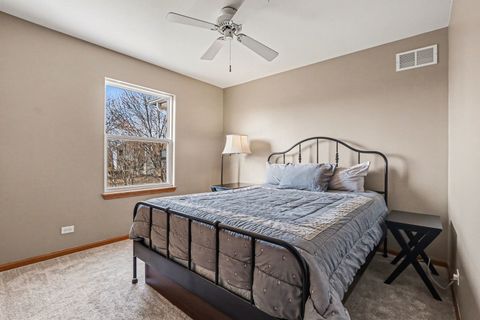 Tiny photo for 2113 Colonial Street, Aurora, IL 60503 (MLS # 12570395)