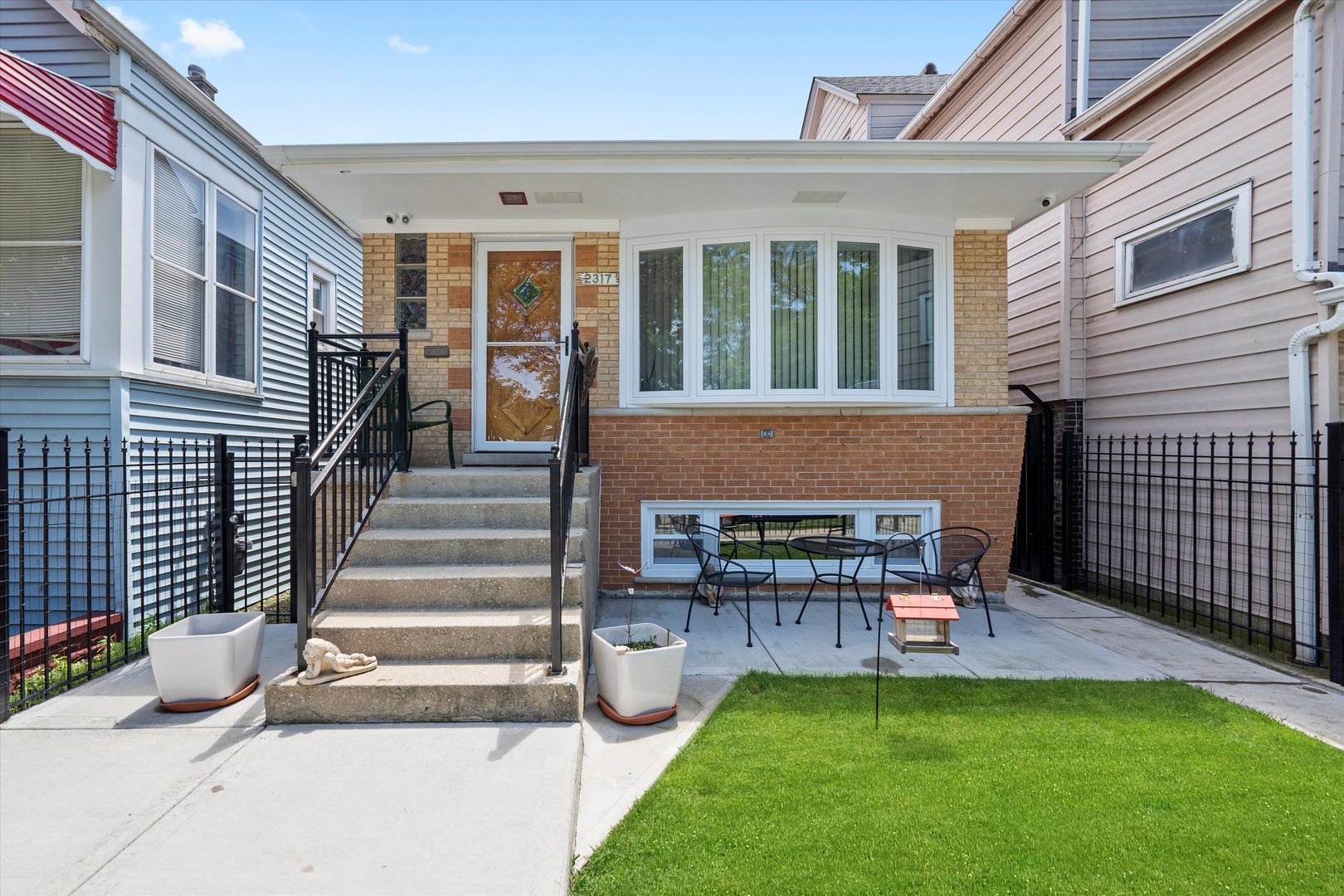 2317 W 50th Street