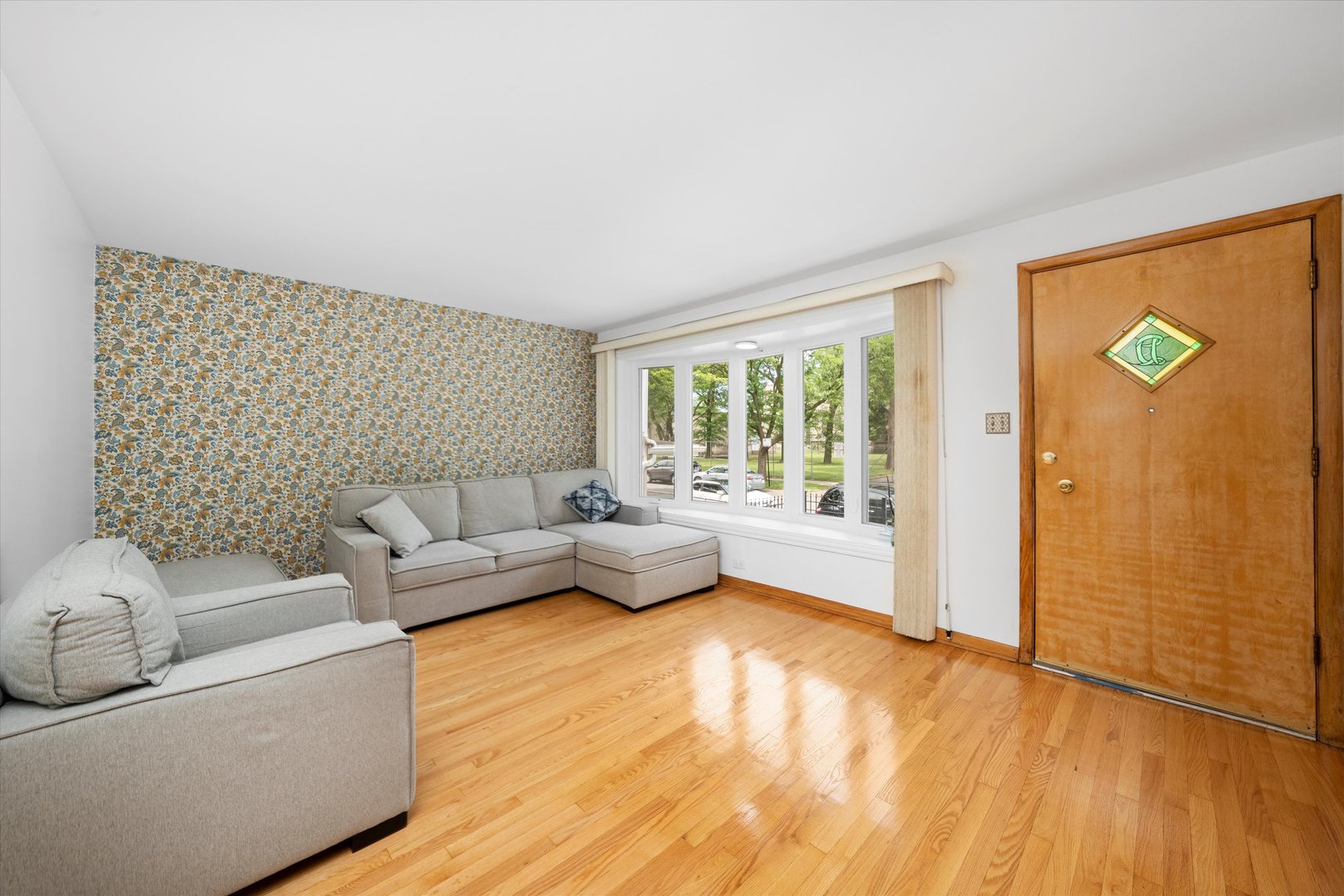 2317 W 50th Street