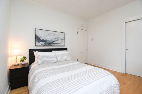 Tiny photo for 1042 S Kenilworth Avenue, Oak Park, IL 60304 (MLS # 12619138)