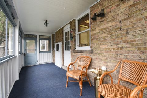 Tiny photo for 1042 S Kenilworth Avenue, Oak Park, IL 60304 (MLS # 12619138)