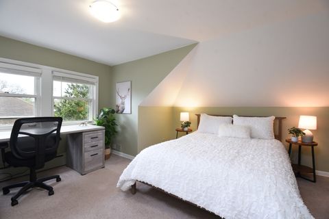 Tiny photo for 1042 S Kenilworth Avenue, Oak Park, IL 60304 (MLS # 12619138)