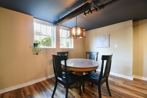 Tiny photo for 1042 S Kenilworth Avenue, Oak Park, IL 60304 (MLS # 12619138)