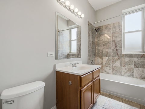 Tiny photo for 5412 S University Avenue #3S, Chicago, IL 60615 (MLS # 12705540)