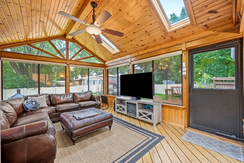 Tiny photo for 9S125 Florence Avenue, Downers Grove, IL 60516 (MLS # 12771537)