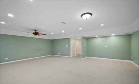 Tiny photo for 905 Thornwood Court, St. Charles, IL 60174 (MLS # 12626116)