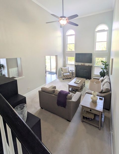 Tiny photo for 905 Thornwood Court, St. Charles, IL 60174 (MLS # 12626116)