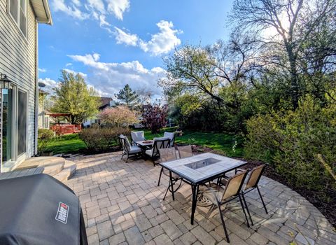 Tiny photo for 905 Thornwood Court, St. Charles, IL 60174 (MLS # 12626116)