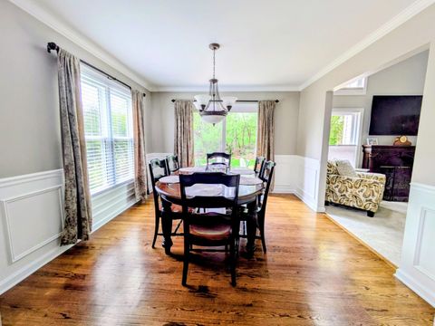 Tiny photo for 905 Thornwood Court, St. Charles, IL 60174 (MLS # 12626116)