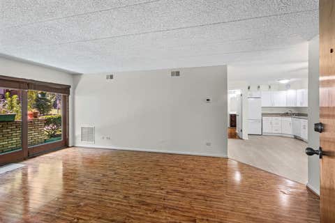 Tiny photo for 435 Cavalier Court #105C, Dundee, IL 60118 (MLS # 12697566)