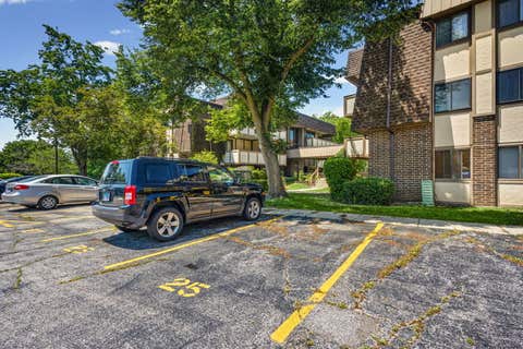 Tiny photo for 435 Cavalier Court #105C, Dundee, IL 60118 (MLS # 12697566)