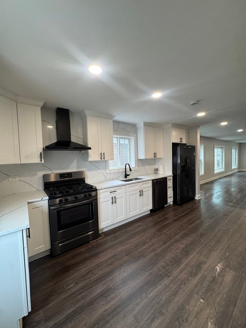 Tiny photo for 2122 119th Place, Blue Island, IL 60406 (MLS # 12764081)