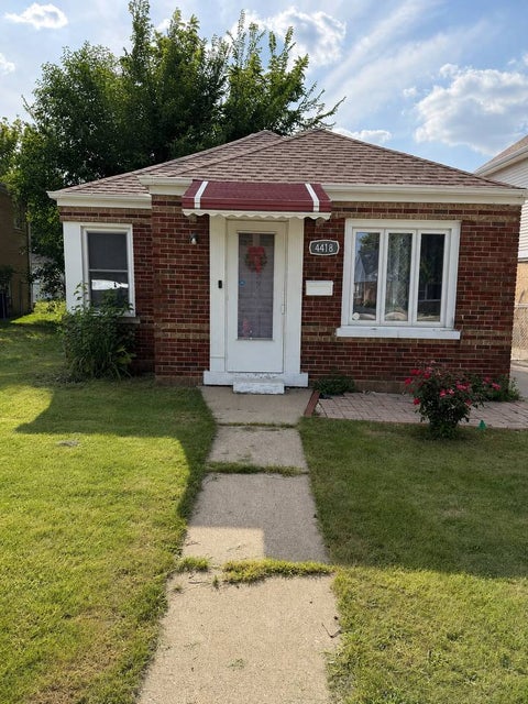Tiny photo for 4418 Madison Avenue, Brookfield, IL 60513 (MLS # 12752015)