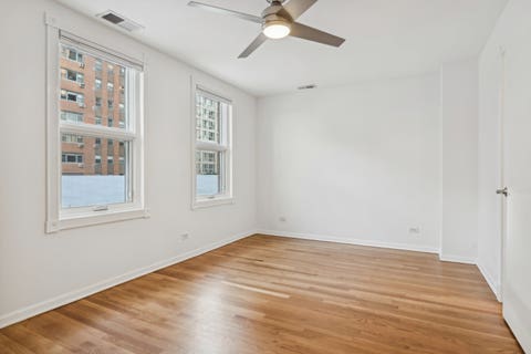 Tiny photo for 2910 N Commonwealth Avenue #3, Chicago, IL 60657 (MLS # 12724946)