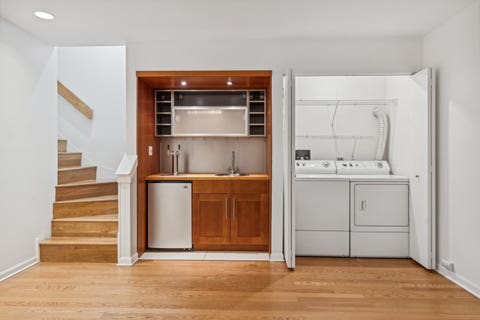 Tiny photo for 2910 N Commonwealth Avenue #3, Chicago, IL 60657 (MLS # 12724946)