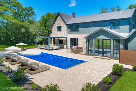 Tiny photo for 699 Plum Tree Road, Barrington Hills, IL 60010 (MLS # 12487429)
