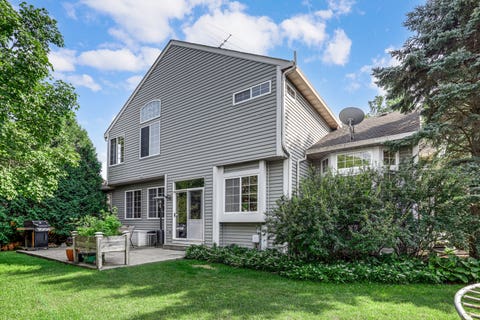 Tiny photo for 1081 Westfield Way, Mundelein, IL 60060 (MLS # 12712355)