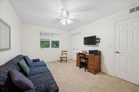 Tiny photo for 519 Banyon Lane #A, La Grange, IL 60525 (MLS # 12501971)