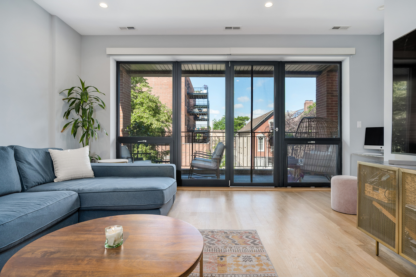 1011 N Winchester Avenue 2