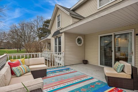 Tiny photo for 121 S Walkup Avenue, Crystal Lake, IL 60014 (MLS # 12578795)