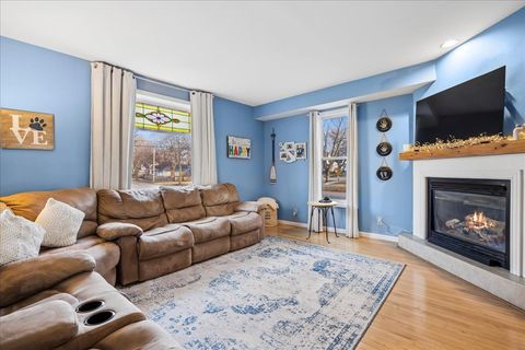 Tiny photo for 121 S Walkup Avenue, Crystal Lake, IL 60014 (MLS # 12578795)