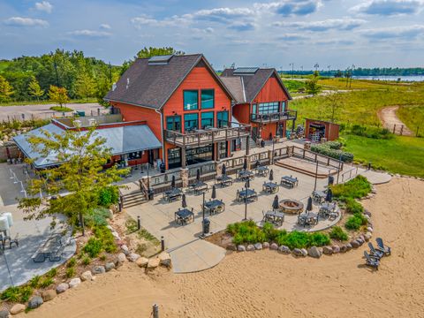 Tiny photo for 121 S Walkup Avenue, Crystal Lake, IL 60014 (MLS # 12578795)