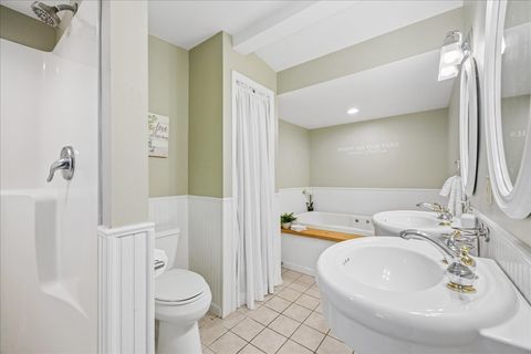 Tiny photo for 121 S Walkup Avenue, Crystal Lake, IL 60014 (MLS # 12578795)