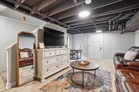 Tiny photo for 27W051 Cooley Avenue, Winfield, IL 60190 (MLS # 12626667)