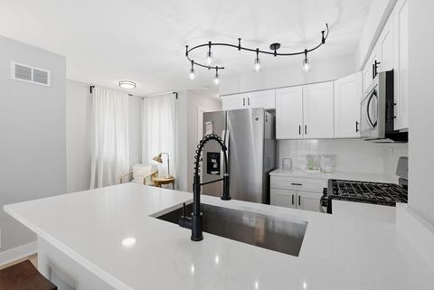 Tiny photo for 27W051 Cooley Avenue, Winfield, IL 60190 (MLS # 12626667)