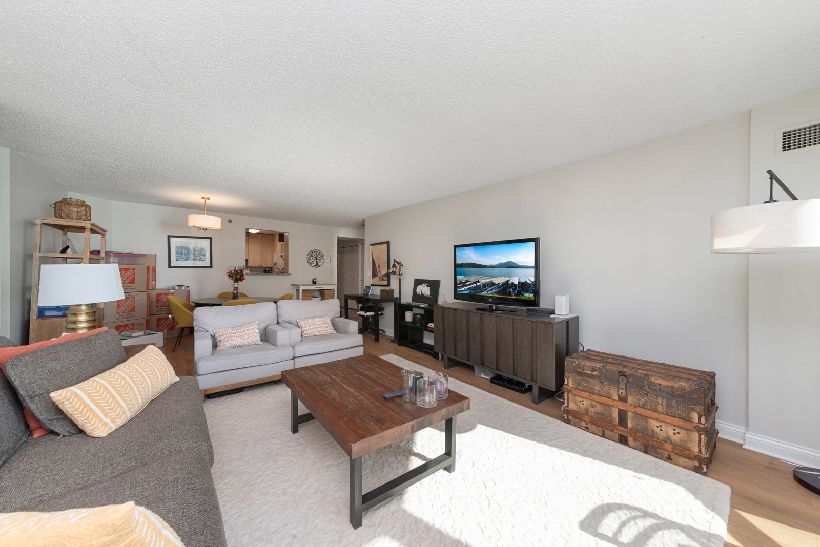 195 N HARBOR Drive 3604