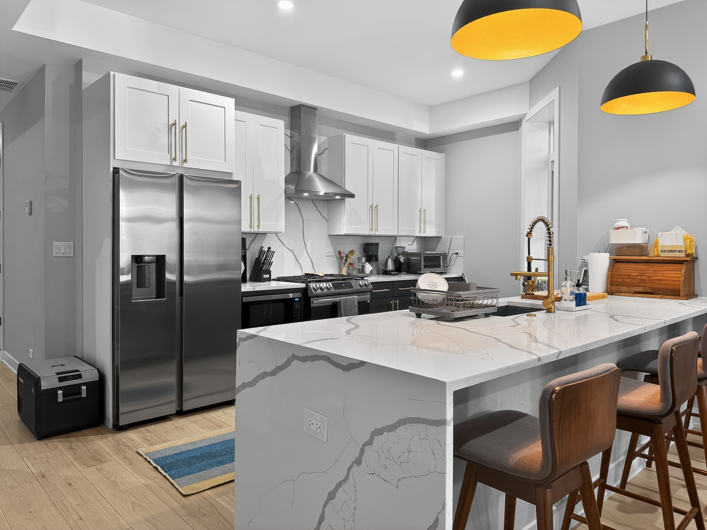 2451 N Albany Avenue 1