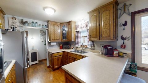 Tiny photo for 952 N Linden Avenue, Decatur, IL 62522 (MLS # 12558038)
