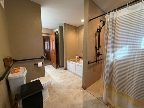 Tiny photo for 952 N Linden Avenue, Decatur, IL 62522 (MLS # 12558038)