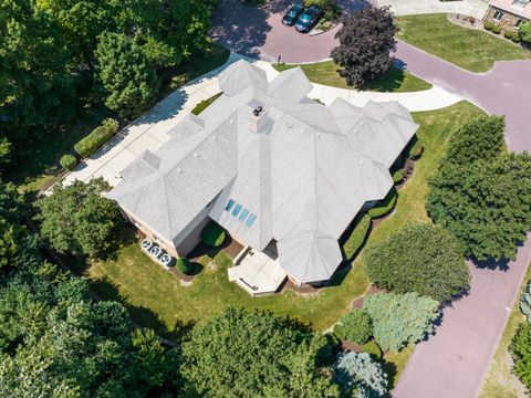 Tiny photo for 911 Red Fox Lane, Oak Brook, IL 60523 (MLS # 12515246)