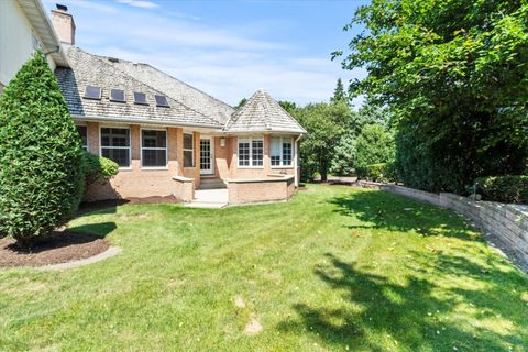 Tiny photo for 911 Red Fox Lane, Oak Brook, IL 60523 (MLS # 12515246)