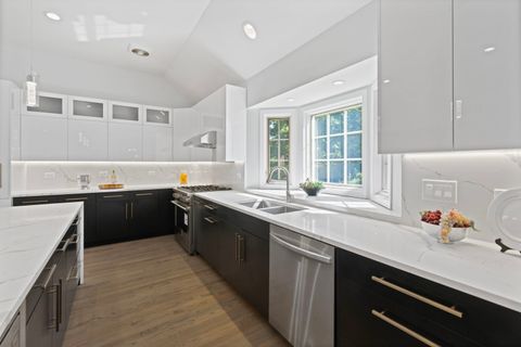 Tiny photo for 911 Red Fox Lane, Oak Brook, IL 60523 (MLS # 12515246)