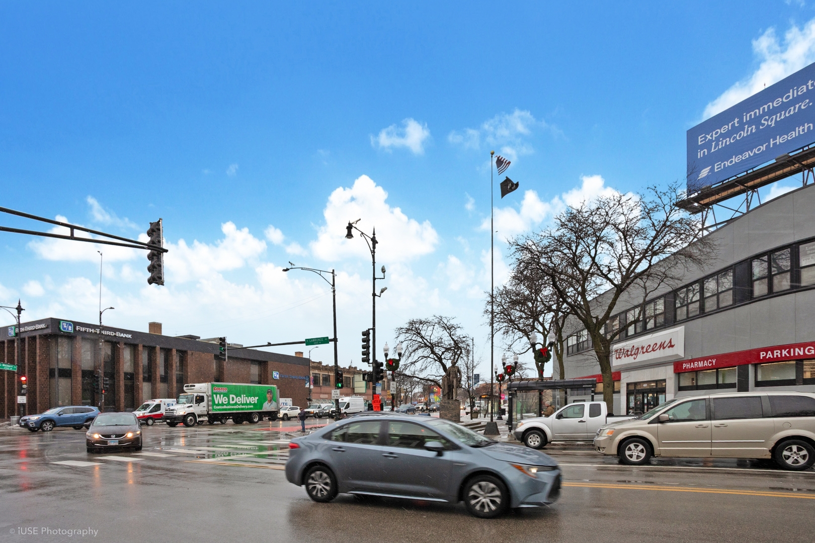 4851 N Western Avenue