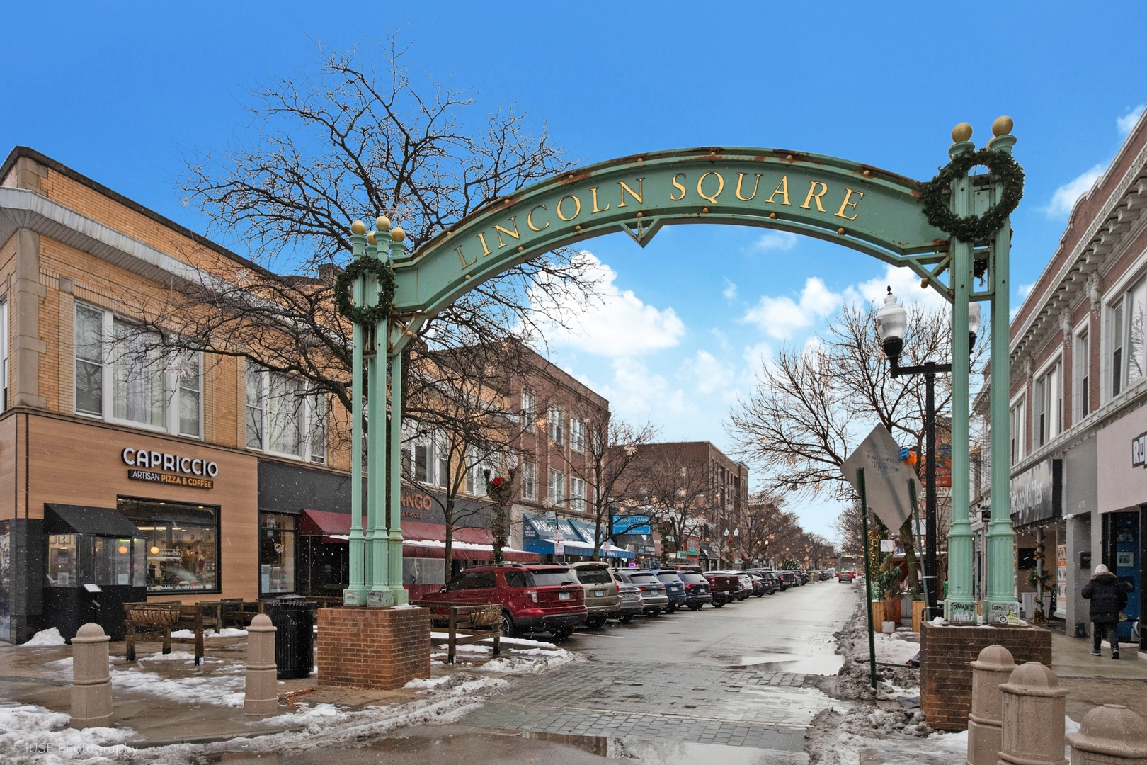 4851 N Western Avenue