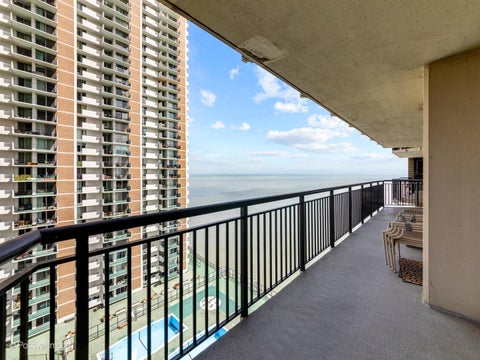 Tiny photo for 6007 N Sheridan Road #14D, Chicago, IL 60660 (MLS # 12718704)