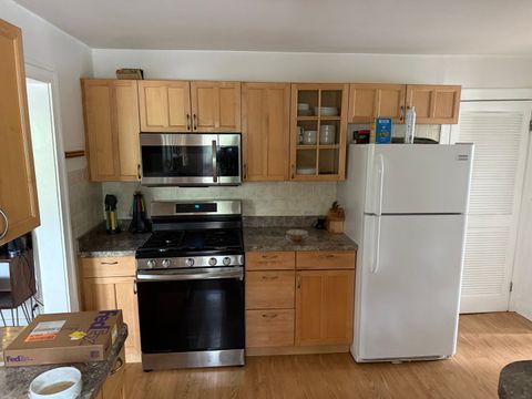 Tiny photo for 979 Vine Street, Winnetka, IL 60093 (MLS # 12476547)