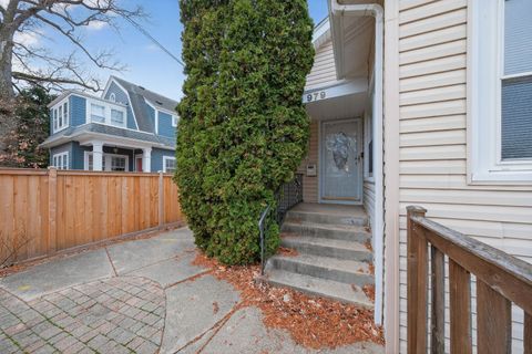 Tiny photo for 979 Vine Street, Winnetka, IL 60093 (MLS # 12476547)