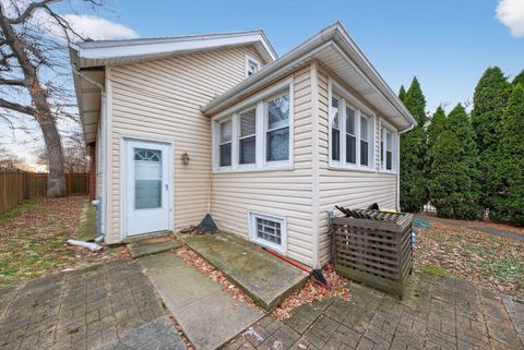 Tiny photo for 979 Vine Street, Winnetka, IL 60093 (MLS # 12476547)