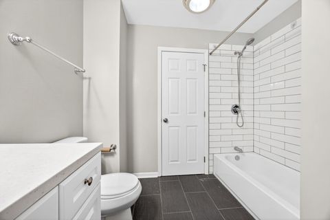 Tiny photo for 936 Hawthorne Drive, Crystal Lake, IL 60014 (MLS # 12572674)