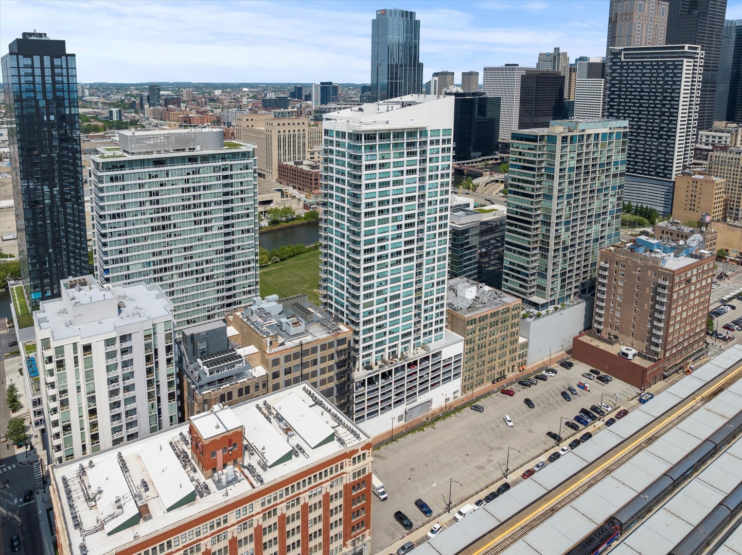 701 S Wells Street 1603