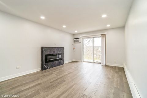 Tiny photo for 860 Winesap Court #308, Prospect Heights, IL 60070 (MLS # 12488153)