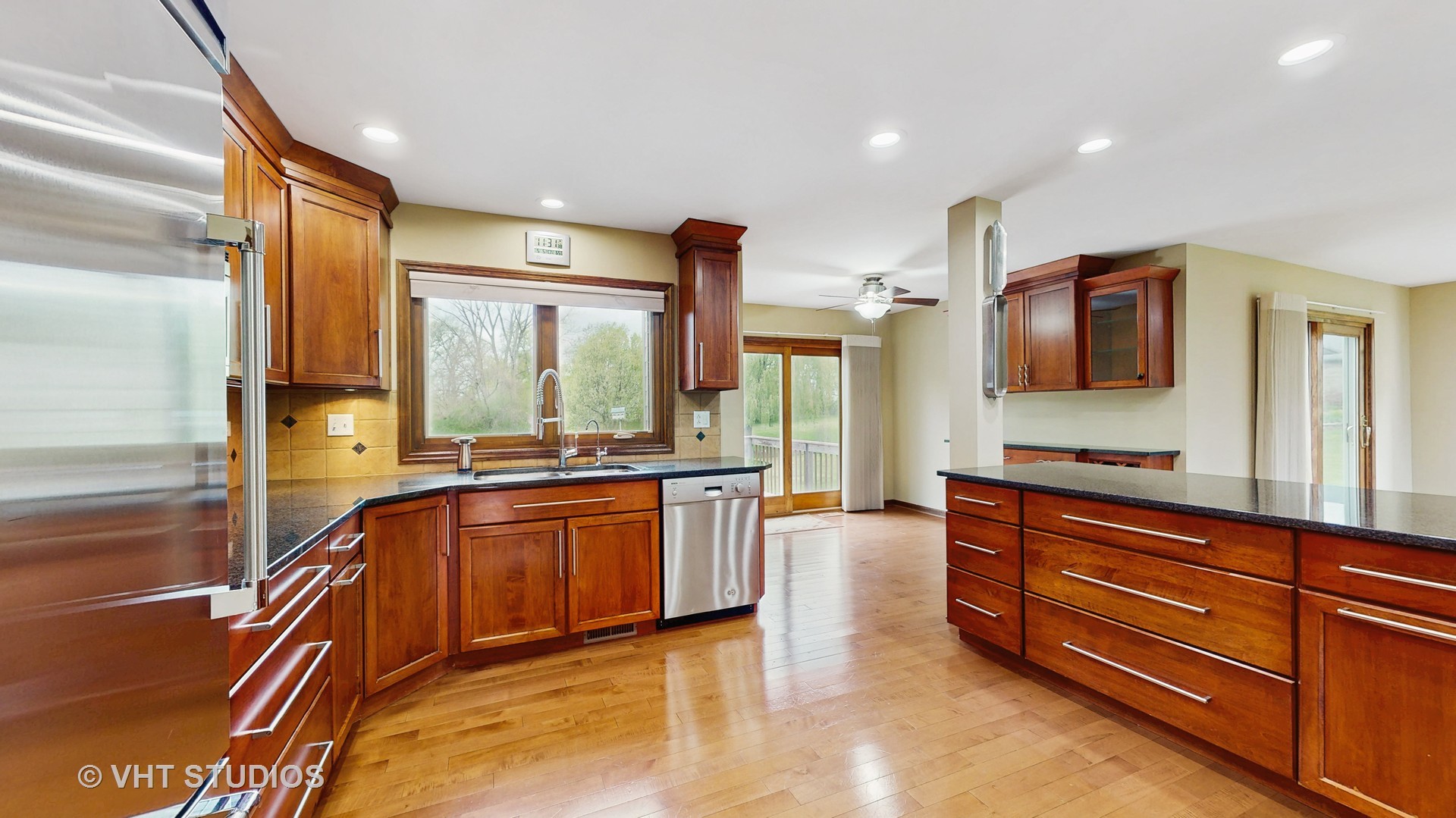 17N560 Hidden Hills Trail