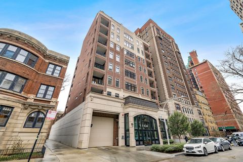 434 W Melrose Street 902 Chicago IL 60657