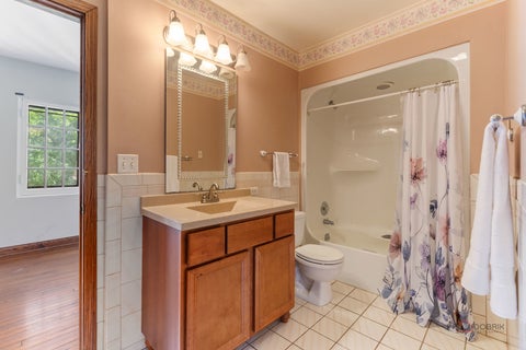 Tiny photo for 1380 Valley Road, Bannockburn, IL 60015 (MLS # 12733694)