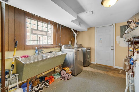 Tiny photo for 2605 W 83rd Place, Chicago, IL 60652 (MLS # 12660983)