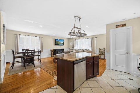 Tiny photo for 2605 W 83rd Place, Chicago, IL 60652 (MLS # 12660983)